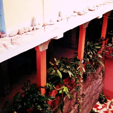 Hotel & Hostal Yaxkin Copán 部屋 写真