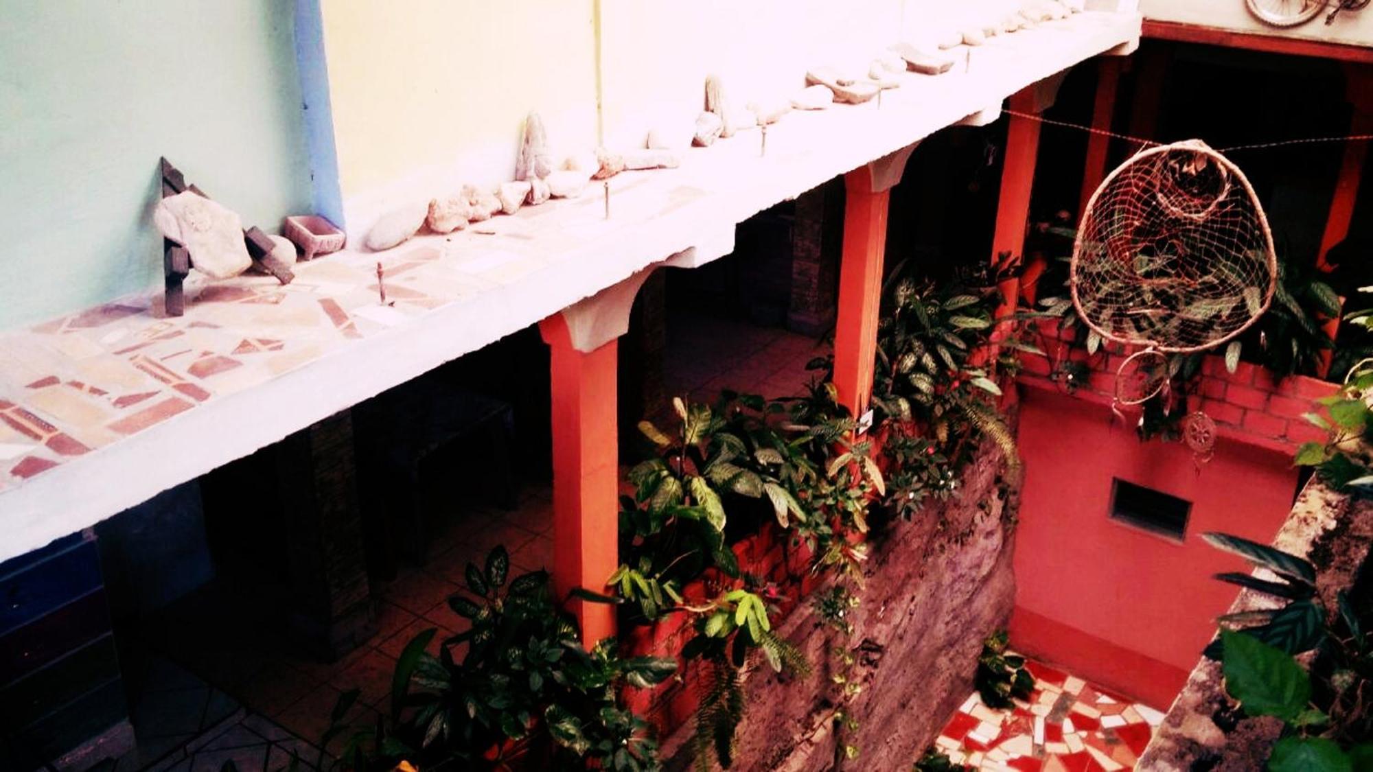 Hotel & Hostal Yaxkin Copán 部屋 写真