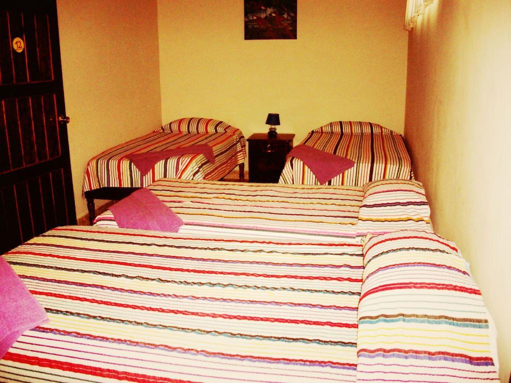 Hotel & Hostal Yaxkin Copán 部屋 写真