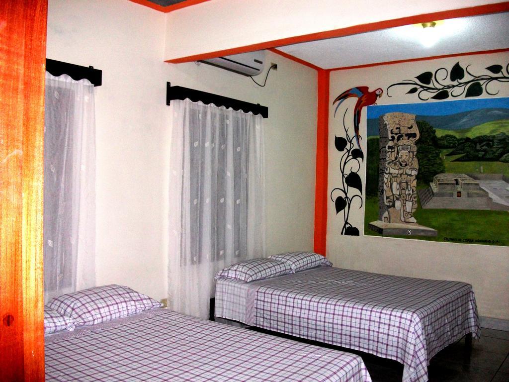 Hotel & Hostal Yaxkin Copán 部屋 写真